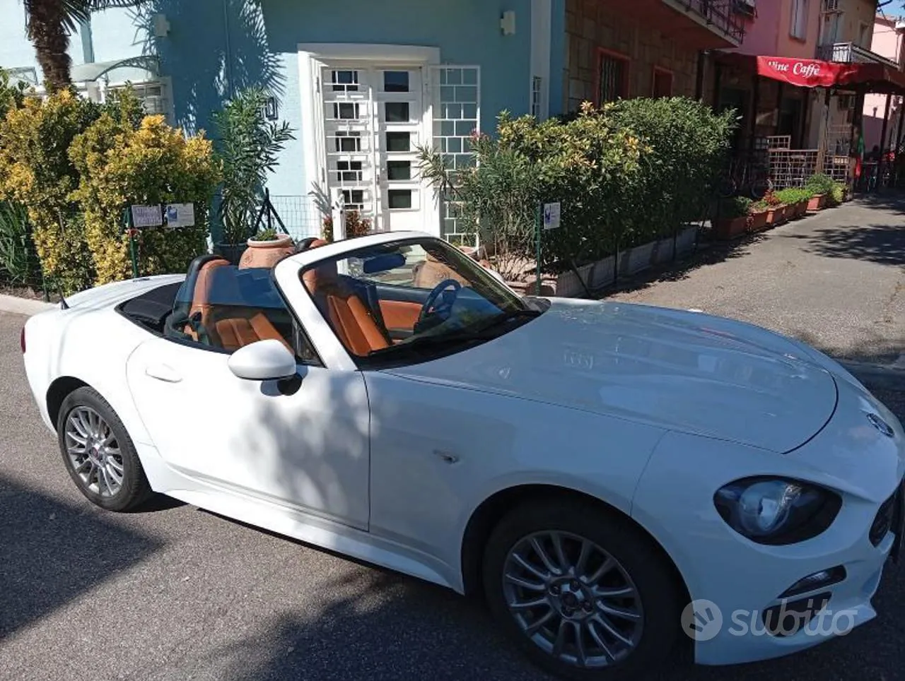 Fiat 124 Spider