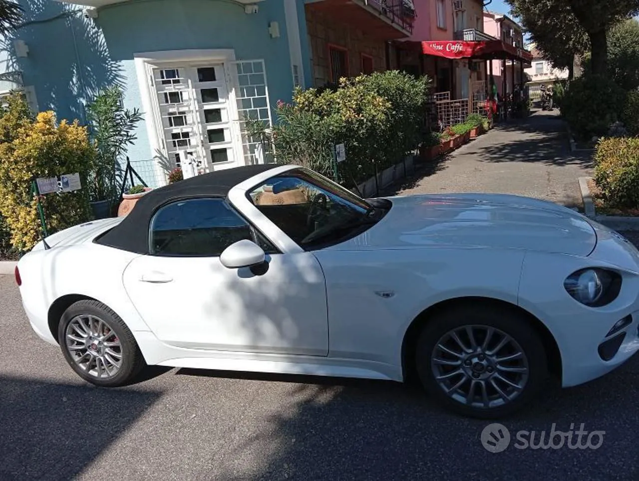 Fiat 124 Spider 2017 photo 2