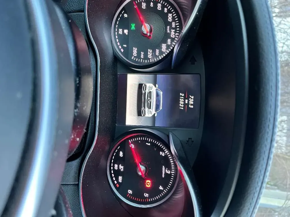 Mercedes-Benz C-Class 2017 photo 2