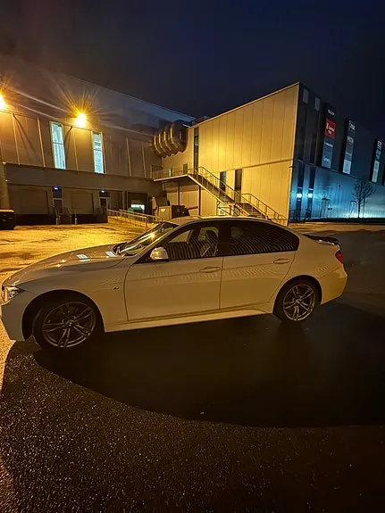 BMW 318D 2015 photo 3