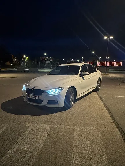 BMW 318D 2015 photo 2