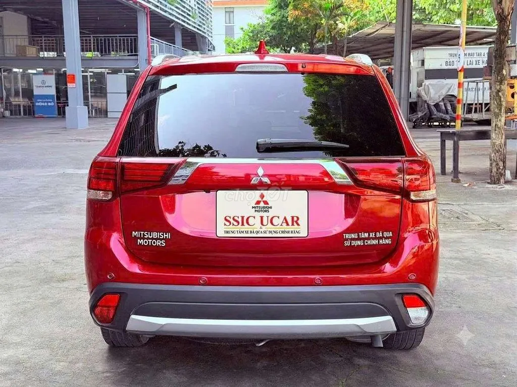 Mitsubishi Outlander 2018 photo 5