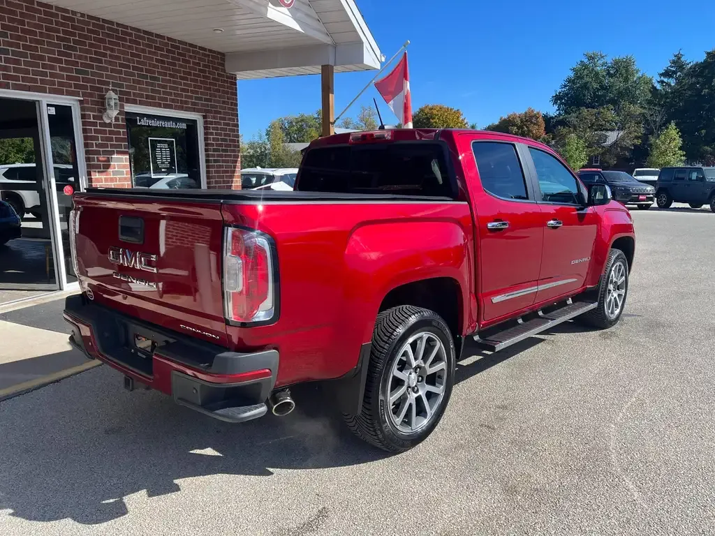 GMC Canyon 2021 photo 2