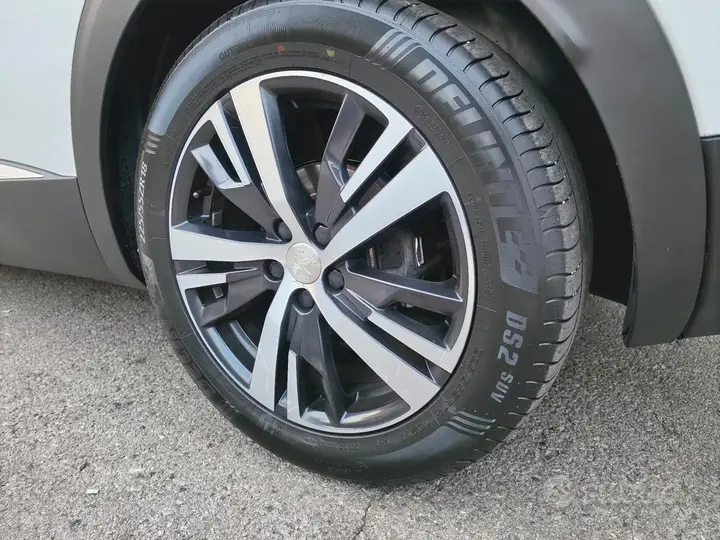 Peugeot 3008 2017 photo 2