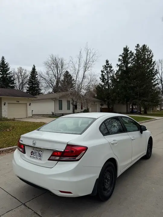 Honda Civic 2013 photo 3