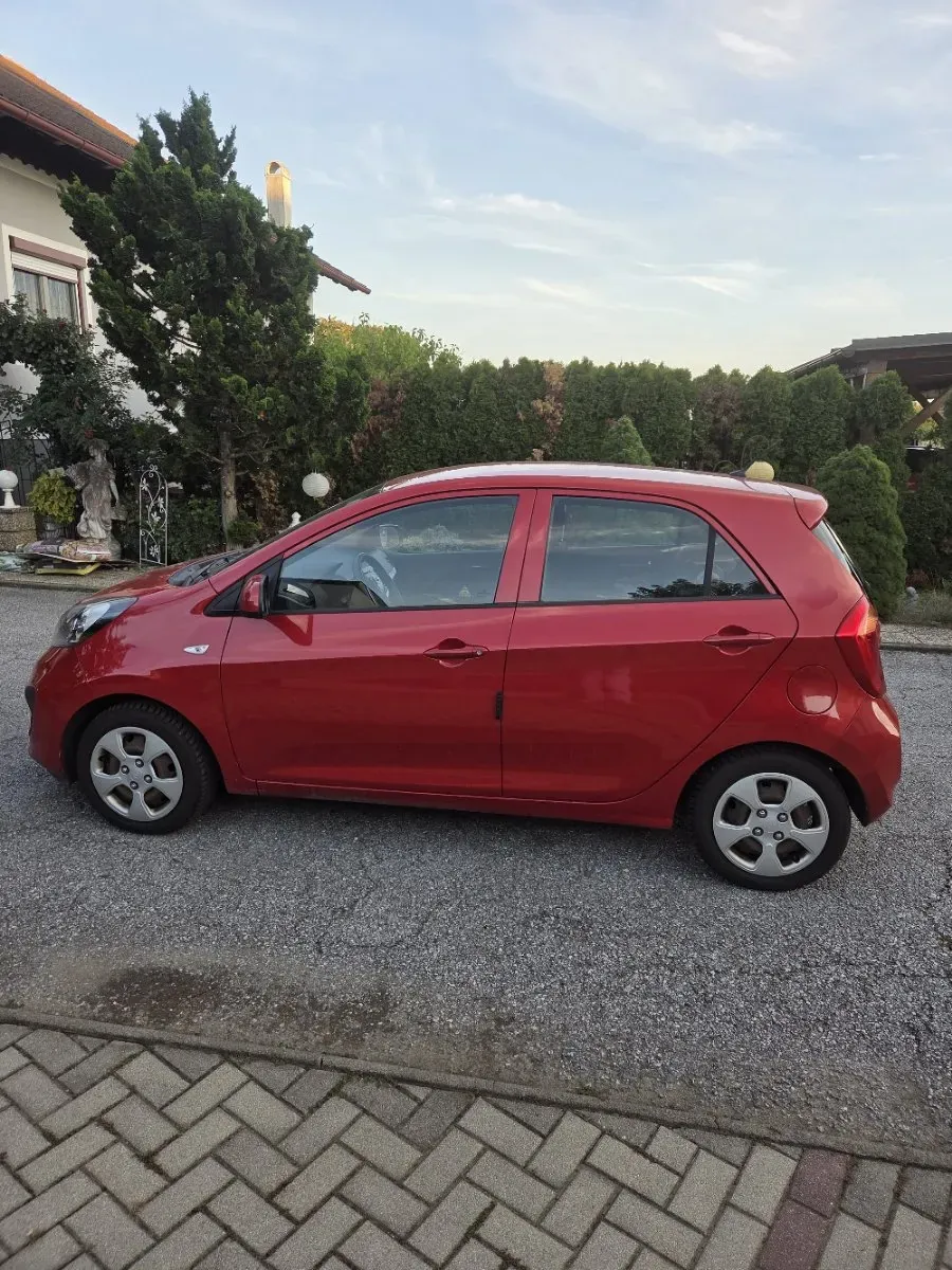 Kia Picanto 2013 photo 3