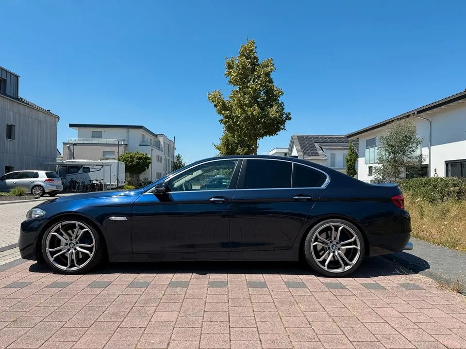 BMW 535I