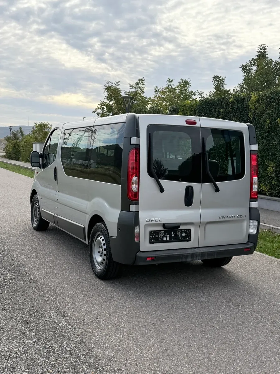 Opel Vivaro 2014 photo 3