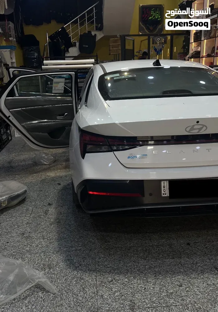Hyundai Elantra 2024 photo 3