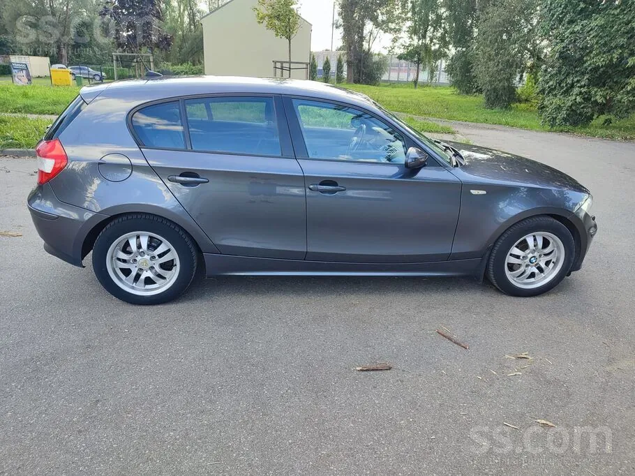 BMW 118 2005 photo 2