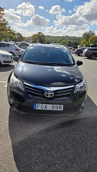 Toyota Avensis 2012 photo 3