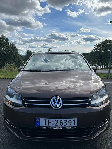 Volkswagen Sharan 2011 photo 2