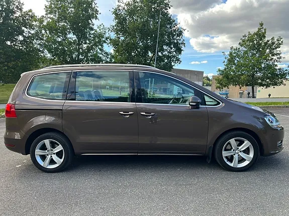 Volkswagen Sharan 2011 photo 4