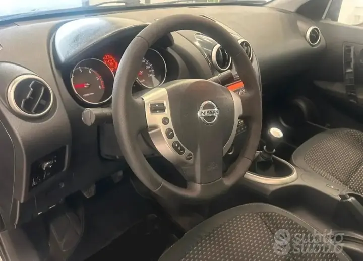 Nissan Qashqai 2008 photo 2