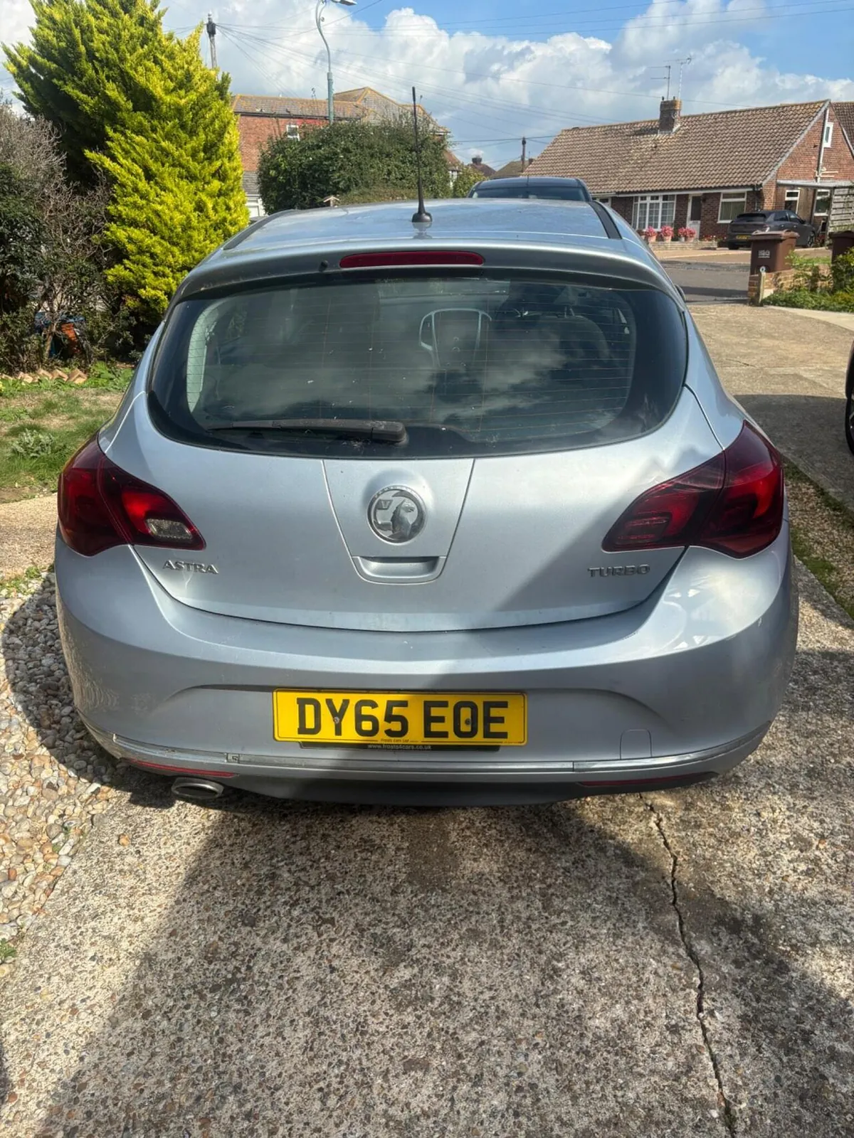 Vauxhall Astra 2015 photo 3