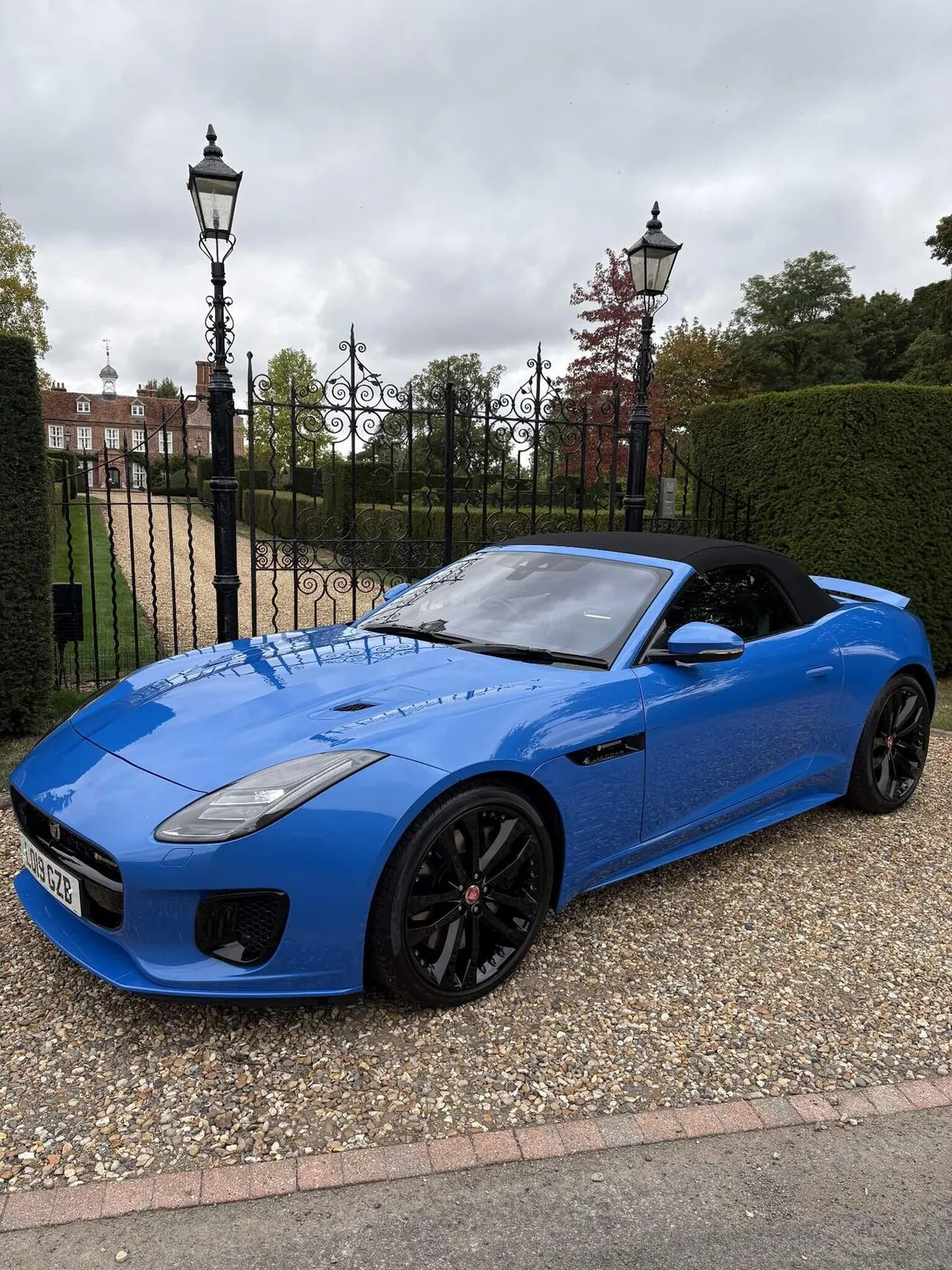 Jaguar F-Type 2019 photo 2