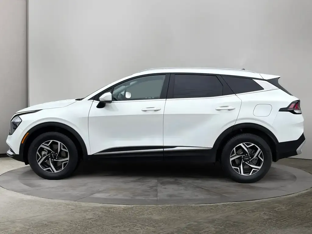 Kia Sportage 2023 photo 2