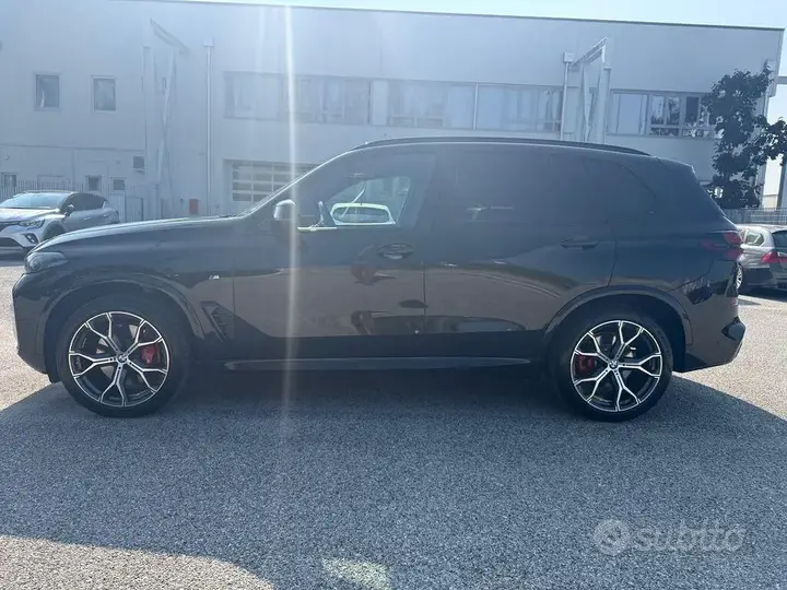 BMW X5 2025 photo 2
