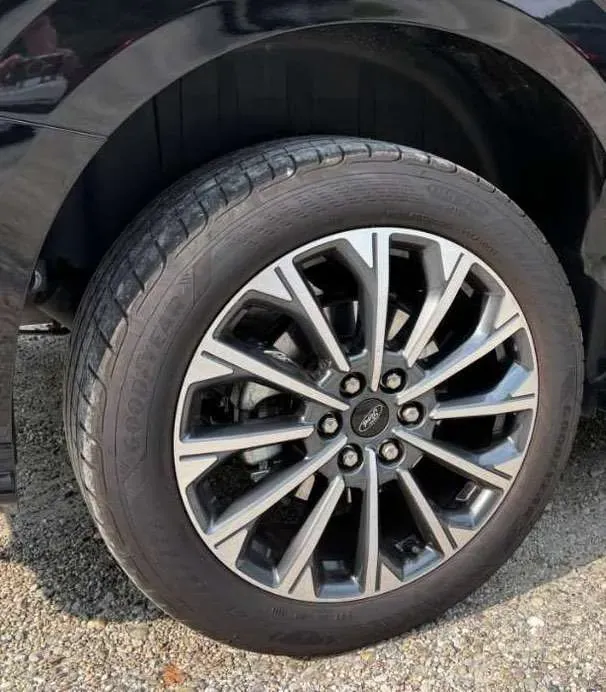 Ford Tourneo 2025 photo 3