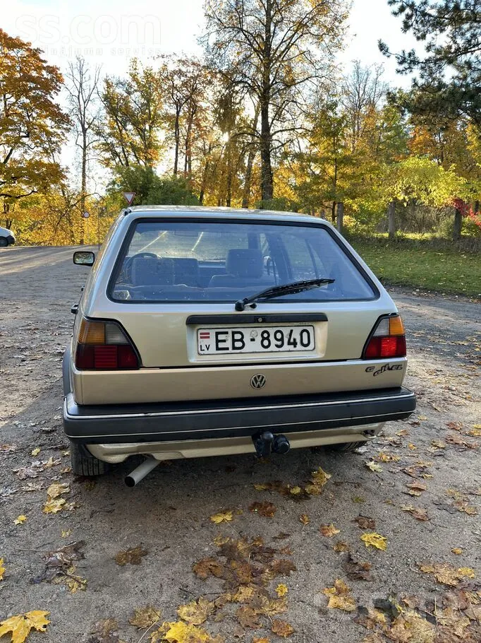 Volkswagen Golf 1988 photo 2