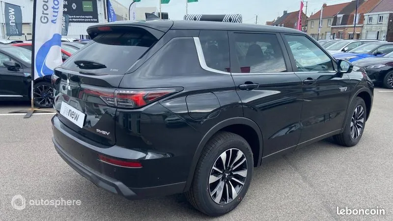 Mitsubishi Outlander 2026 photo 5