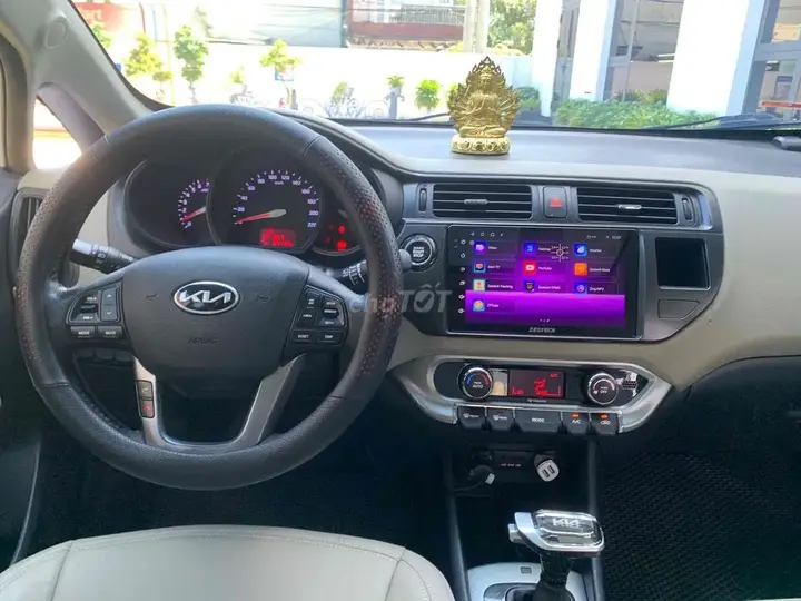 Kia Rio 2013 photo 3