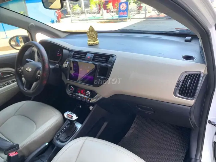 Kia Rio 2013 photo 4