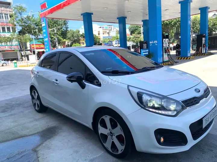 Kia Rio 2013 photo 2