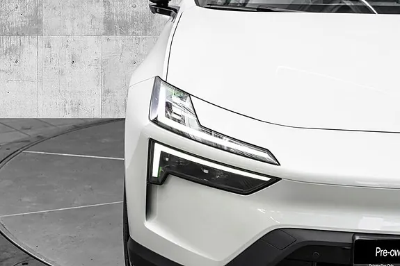 Polestar 4 2025 photo 4