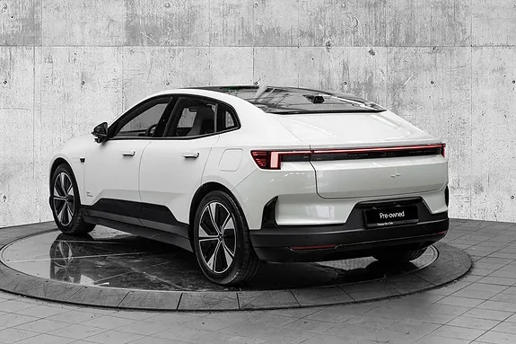 Polestar 4 2025 photo 5