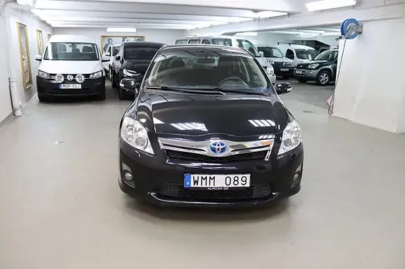 Toyota Auris 2010 photo 3