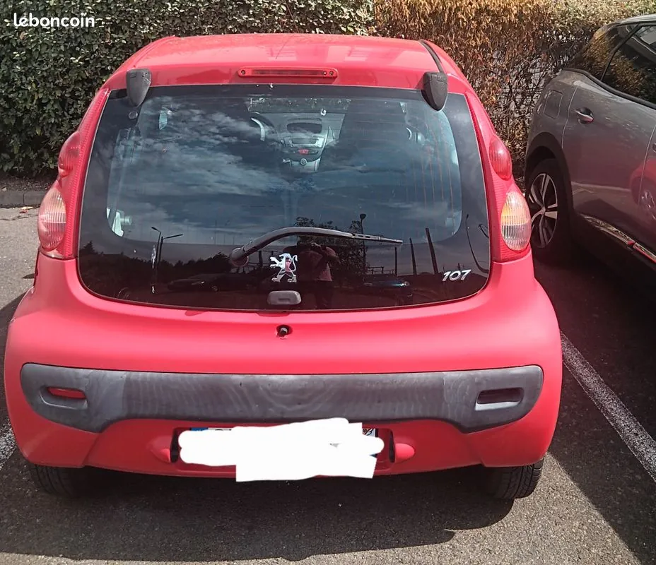 Peugeot 107 2008 photo 2
