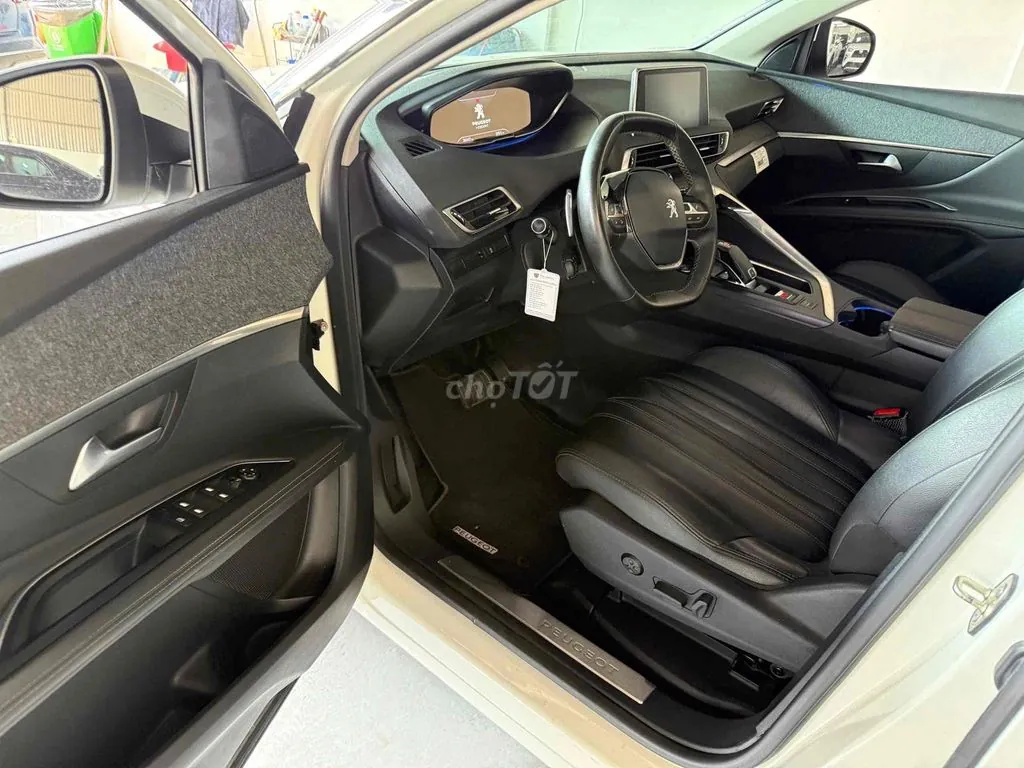 Peugeot 3008 2019 photo 3