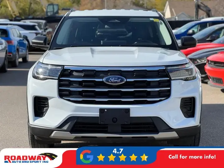 Ford Explorer 2025 photo 2