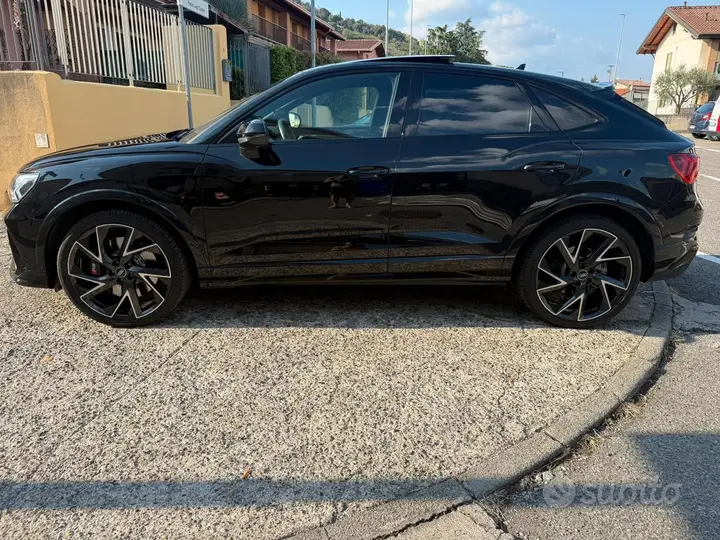 Audi Q3 2020 photo 2