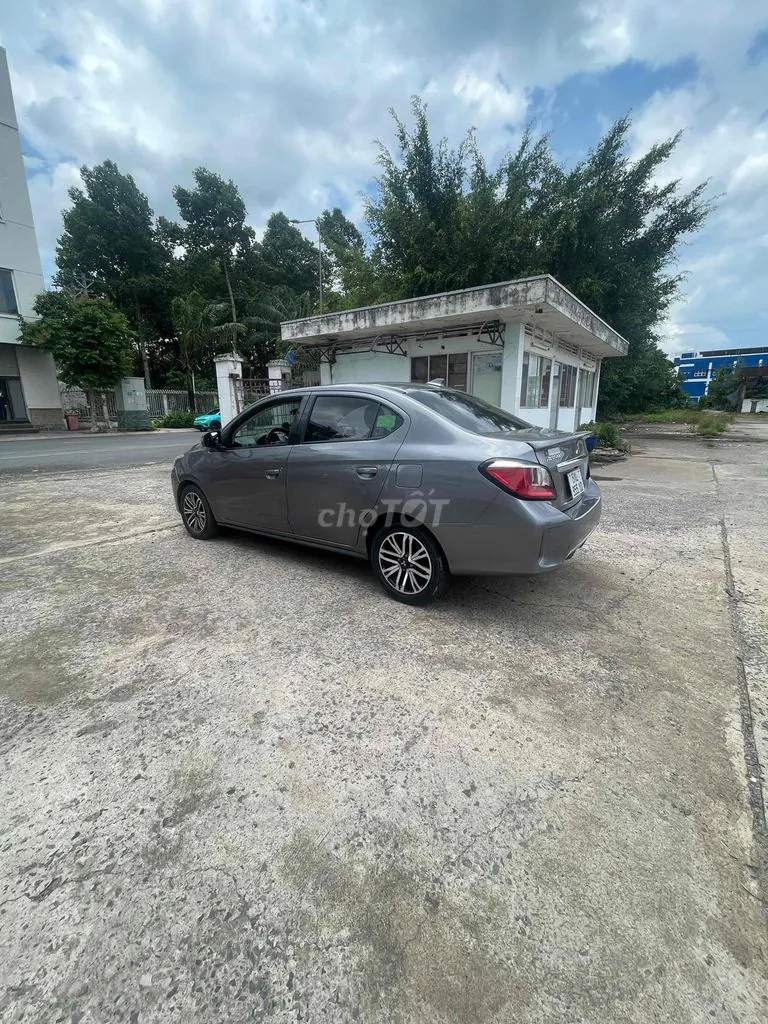 Mitsubishi Attrage 2022 photo 4