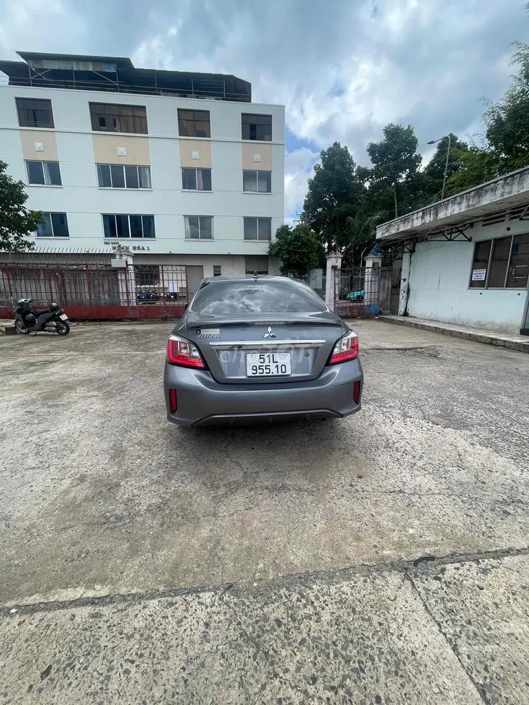 Mitsubishi Attrage 2022 photo 5