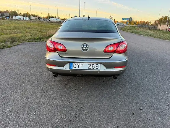 Volkswagen Passat Cc 2012 photo 4