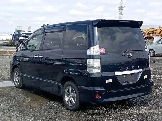 Toyota Voxy Z Kirameki 2007 photo 3