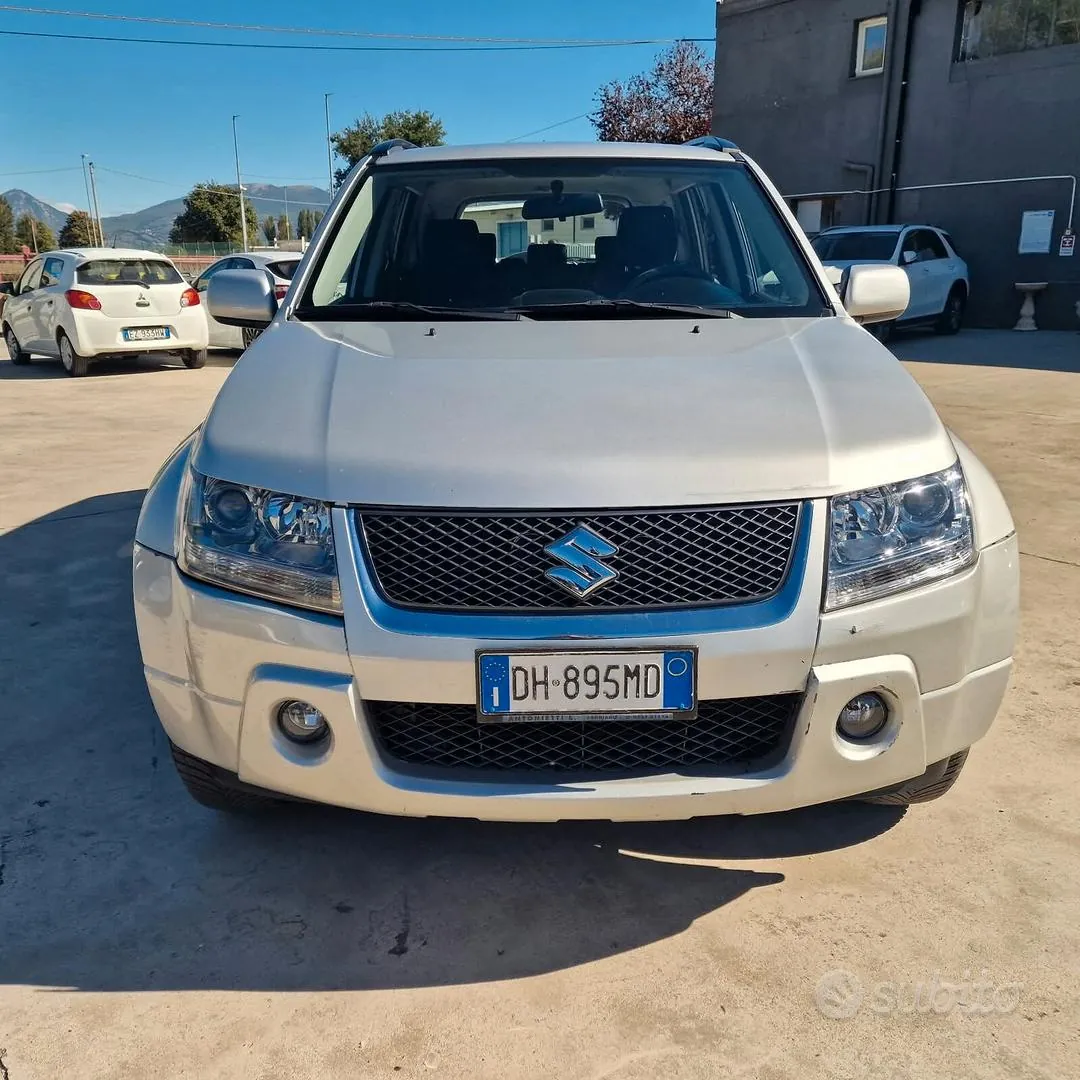 Suzuki Grand Vitara 2007 photo 2