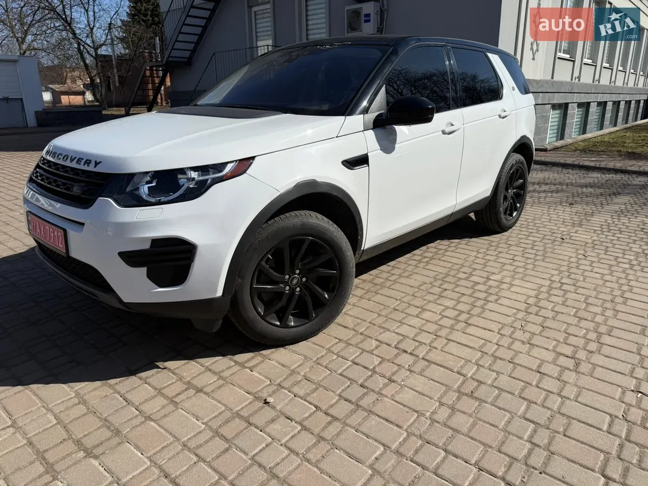 Land Rover Discovery Sport 2019 photo 4