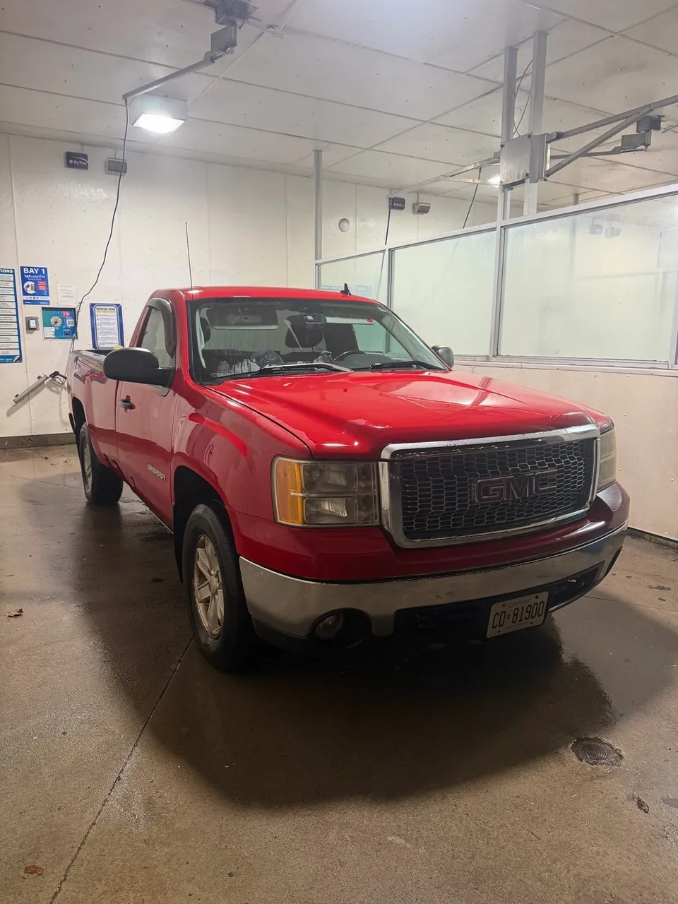 GMC Sierra 1500 2010 photo 2