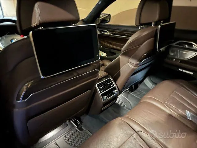BMW 740I 2016 photo 3