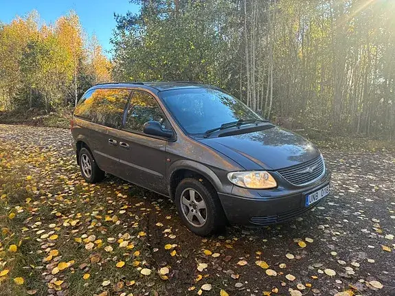 Chrysler Voyager 2004 photo 3
