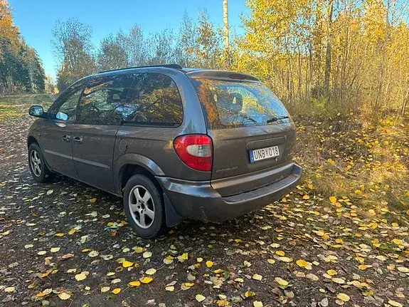 Chrysler Voyager 2004 photo 5