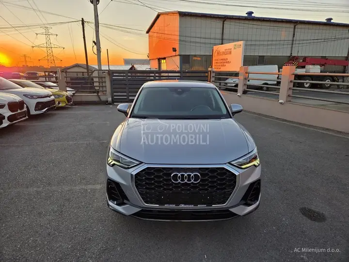 Audi Q3 2022 photo 4