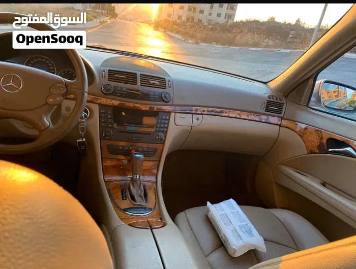 Mercedes-Benz E-Class 2007 photo 2