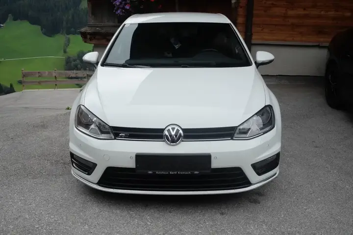 Volkswagen Golf 2017 photo 2