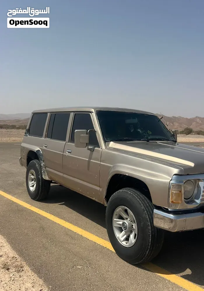 Nissan Patrol 1994 photo 3