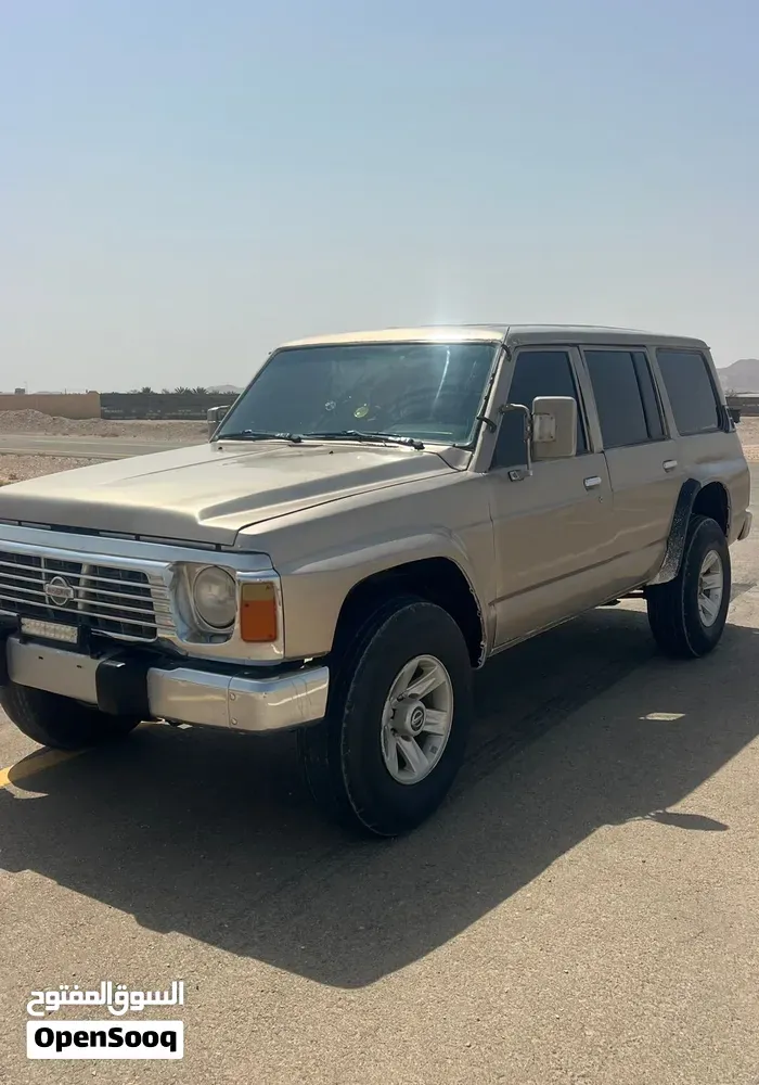 Nissan Patrol 1994 photo 4